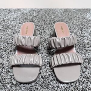 EUC Old Navy Women's Mocha Taffy Slide Sandals, Size 6